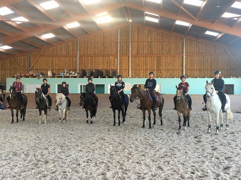 HIPPOLOGIE & EQUITATION